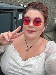 🥳 Happy Friday, my angels! 🥳 Join Stevie Watts and me as we do a rare duo  set at The Emsworth Music Club in Hampshire tonight! I love doing these  shows -