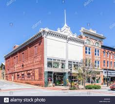 Lenoir Nc Usa 24 Sept 2019 The Old Courtney Department Store Building Circa 1897 Stock Photo Alamy
