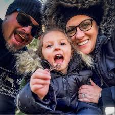 Last chance for Santa at Woodside this season 🎅🏻🎄🎅🏻🎄🎅🏻 Thurs 12/7 &  Fri 12/8 4-6pm 🎅🏻🎄🎅🏻🎄🎅🏻 Sat 12/9 & Sun 12/10 11am-6pm