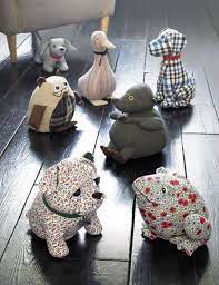 Tutorials To Make Cute Small Stuffed Animals 50 Examples Sewing Stuffed Animals Animal Sewing Patterns Sewing Crafts
