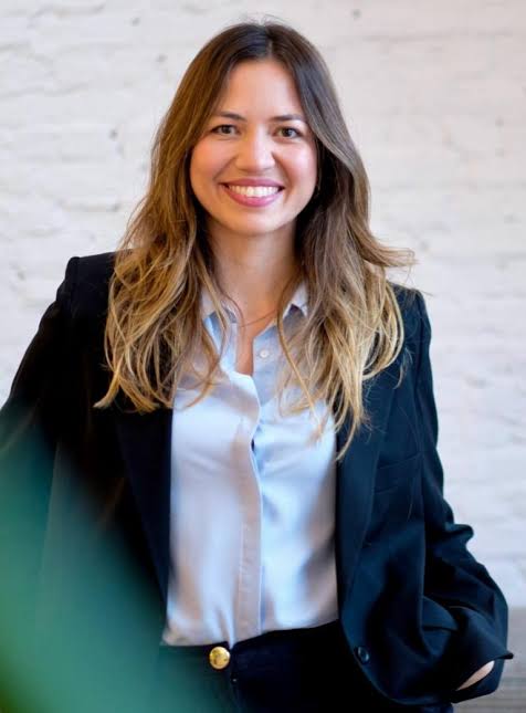 Claudia Macero Bio - Venezuela Oficial