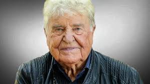 Frank Schöbel ist jetzt über 80 Jahre alt, wie er lebt, ist traurig