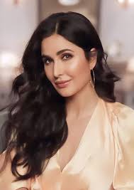 Abdullah Amjad adlı kullanıcının Katrina Kaif panosundaki Pin