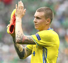 Enligt sportbladets uppgifter finns det en samsyn från landslaget med… Victor Lindelof Tattoo Check Out His Latest Detailed Stats Including Goals Assists Strengths Weaknesses And Match Ratings Davincismirror