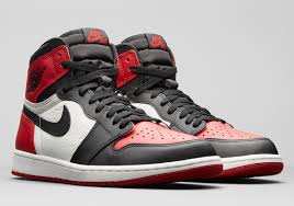 Air Jordan 1 Retro High Og Bred Toe Game Royal Detailed Look Sneakernews Com Air Jordans Jordan 1 Retro High Nike Shoes Jordans