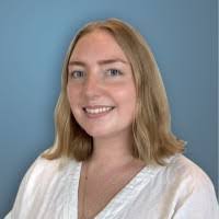 Lily Arnett's Instagram, Twitter & Facebook