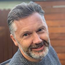 Andrew Charter's Instagram, Twitter & Facebook