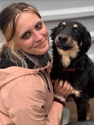 I'D ADOPT HER IF I COULD” • 🧡🍯🐶 In all honestly I totally fell in love  with Honey this weekend, so much so that I named her after the first dog