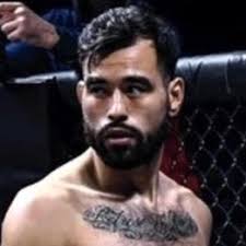 Ozzy Diaz vs. Christopher Reyes, Bellator 214