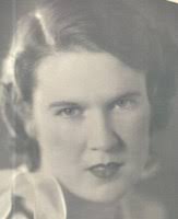 Lois Davies Obituary (1913