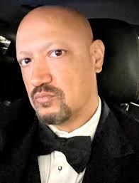 Edward Amaral's Instagram, Twitter & Facebook