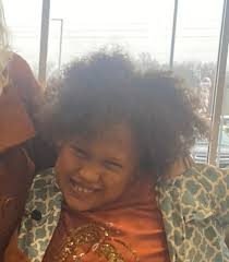 How to find a stylist for curly hair and care for it?