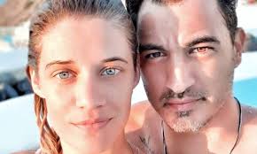 Αποκάλυψε πόσα κιλά πήρε κατά την περίοδο της εγκυμοσύνης. Dhmos Anastasiadhs Ti Kanei Kai E3orgizei Thn Tzenh 8ewna Pagenews Gr