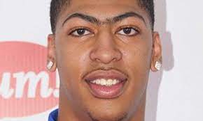Jahrelang agierte anthony davis in new orleans jenseits des großen rampenlichts und segelte mit den pelicans meist im sportlichen niemandsland. Top Nba Prospect Anthony Davis Copyrights Unibrows Just Days Before Draft Daily Mail Online
