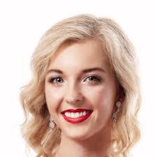 Mckenna Collins's Instagram, Twitter & Facebook