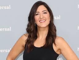 W elcome to d'arcy carden fan, your largest fan source dedicated to d'arcy carden!you may recognize d'arcy from her projects such as the good place, barry, broad city, bonding, and the upcoming tv series a league of their own.we aim to be a complete resource for chronicling d'arcy's career. D Arcy Carden S Husband Jason Carden Net Worth Bio Many More Celeb Tattler