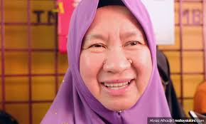 Contact seri setia online on messenger. Malaysians Must Know The Truth In Seri Setia Outstation Pas Members Arrive To Back Halimah