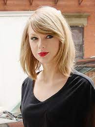 Pin By Suhani Sharma On Long Live Taylor Swift Collaboration Board Medium Hair Styles Taylor Swift Hair Hairstyles With Bangs