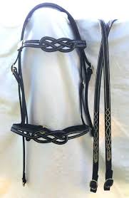 Pin By Kerstin Priller On Konskie Sprawy In 2021 Horse Bridle Horse Gear Western Bridles