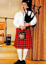 Украинцы возрождают женский национальный костюм. Nacionalnaya Odezhda Shotlandcev