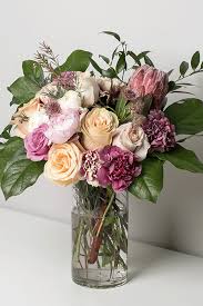 Maybe you would like to learn more about one of these? The Best Bouquets To Send Mom On Mother S Day Mothers Day Flowers Most Popular Flowers Ranunculus