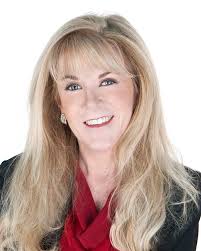 Diane Stefan's Instagram, Twitter & Facebook