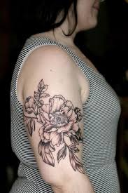 Black And White Womens Black And White Flower Sleeve Tattoo Black And White Flower Tattoo For Women On Arm Black And White Flower Tattoo White Flower Tattoos Flower Tattoo