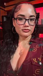 know this is so last min, I'm literally in walmart parking lot and wanting  to get this picture made onto my sons 9th birthday Cake for this Sunday!  However there is this