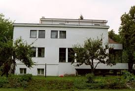 Walter Gropius Ncmh Modernist Masters Gallery Modern Architecture Walter Gropius Old Abandoned Houses