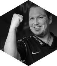 Barbara Hoth's Instagram, Twitter & Facebook