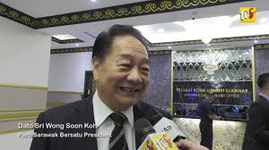 Piala yab pehin sri hj abdul taib bin mahmud pada 6 hb september 2013 bertempat di pejabat ketua menteri sarawak. As The President Of Psb I Will Do Everything To Help Cm Dato Sri Wong Soon Koh Youtube
