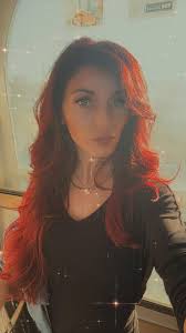 Hi everyone i really want to start doing eyelash extensions but i have no  idea where to start i don't know nothing about them only know what a  classic hybrid and russians