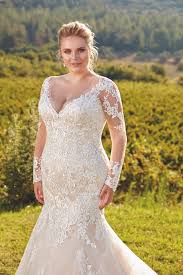 30 Blush Bridal Gowns From New York Bridal Fashion Week Plus Size Wedding Dresses With Sleeves Short Wedding Dress Blush Bridal Gowns