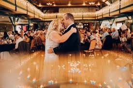 The Casino At Lakemont Park Altoona Pa Wedding Pittsburgh Pa Wedding Photographer Photographer Wedding Photographers Wedding Portraits
