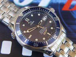 Browse our fantastic collection of divers watches today at watchshop.com. 10 Luxury Divers Watches You Need To Know About Blowers Jewellers