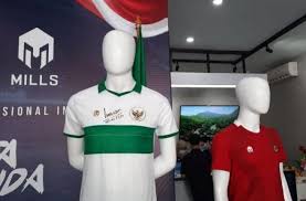 Adu statistik pemain termahal timnas indonesia dan afghanistan, rekan egy paling unggul! Mills Rilis Jersey Tandang Timnas Indonesia Begini Wujudnya Bolatimes Com