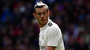 He continued with good performances in sports, not only in football but in rugby and hockey too. Was Der Problem Fall Gareth Bale Uber Real Madrid Verrat