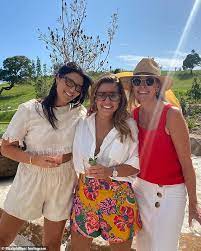 Inside Lauren Phillips Star Studded 34th Birthday Bash With Hemsworth Clan In Byron Bay Daily Mail Online