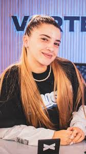 La ropa de Avellaneda y un interesante dato de @jefadelahorro 🔥