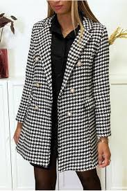 Assembler la parmenture aux épaules de la veste avec une petite couture de maintien et coudre un point de maintien invisible sur la pointe de chaque côté de la parmenture avec la veste. Soldes Veste Blazer Femme Pied De Poule En Stock