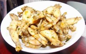 Recette Cuisses De Grenouilles Au Sirop D Agave Et Poivre Penja Recette Alimentation Cuisse De Grenouille Cuisine Poisson