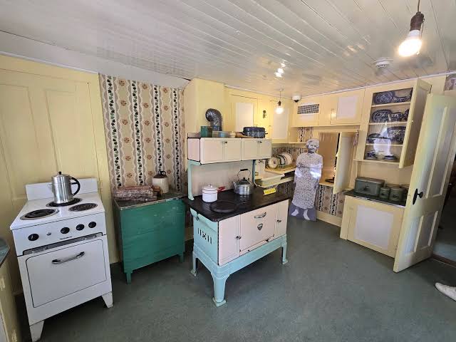 Rocky Ridge Farm kitchen
