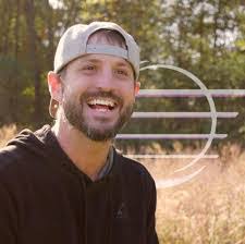 Lynette Pritchard's Instagram, Twitter & Facebook