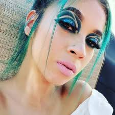 Holaaaa mis conchupancias 😍😍😍💙 e aqui el reto de la maquillacion que me  puso mi querida Sarai Rodriguez 😍💙 junto al tutorial de como lo hice mis  princesas 💙, Comentenme si les gustó bebes👇, Si gustan ...