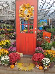 Love That Color Fall Is Coming Garden Center Displays Christmas Display Autumn Garden
