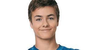 Girl Meets World Reviewed: 20 Greatest Meets World Characters: #15. Lucas  Friar