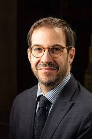 Category:Adam Entous