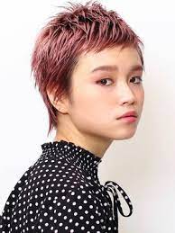 2020春夏 ピンクヘアー ベリーショート タイトなショート モードなヘアスタイル yahoo beauty 奇抜な髪 ヘアスタイリング 髪 色