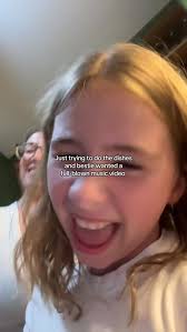 I did not approve this footage…but it’s kinda serving?? , #manchild  #sabrinacarpenter