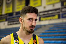 Basketball player@fbbasketbol @frabasketball @ndcbasketball#teamadidas @playlife_today. Nando De Colo Neden Fenerbahce Yi Sectigini Acikladi Asist Analiz